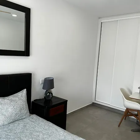 With Spectacular Views Of Marina Apartment