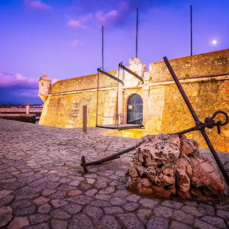 With Spectacular Views Of Marina * Lagos