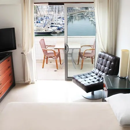 아파트 With Spectacular Views Of Marina 라고스