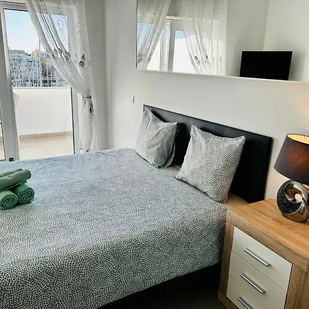 아파트 With Spectacular Views Of Marina 라고스