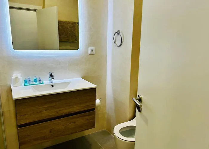 Appartamento With Spectacular Views Of Marina Lagos